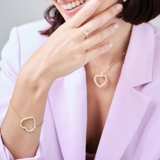 Bracelet cœur en acier inoxydable avec strass scintillants – bijou chic et raffiné