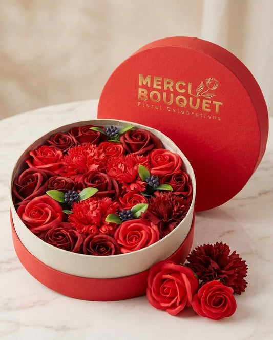 Coffret roses rouges de savon premium Lune de Cœur, prêt à offrir